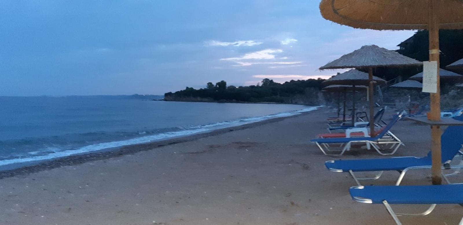 Villa Petra Kalamaki  Buitenkant foto